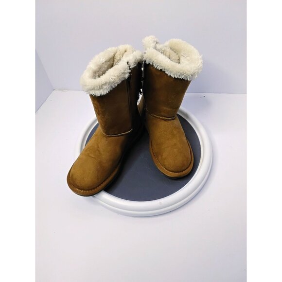 Tan Faux Suede Girls Boots With Faux Fur Lining & Bow Details Size 1M - Picture 2 of 7